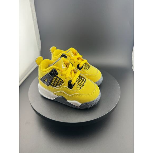 Jordan 4 Retro Lightning (2021) (TD)